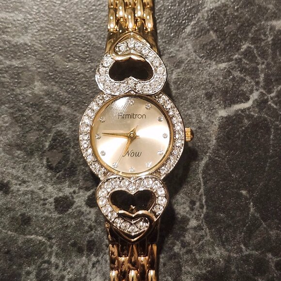 Armitron Now Diamonds watch - Picture 1 of 3